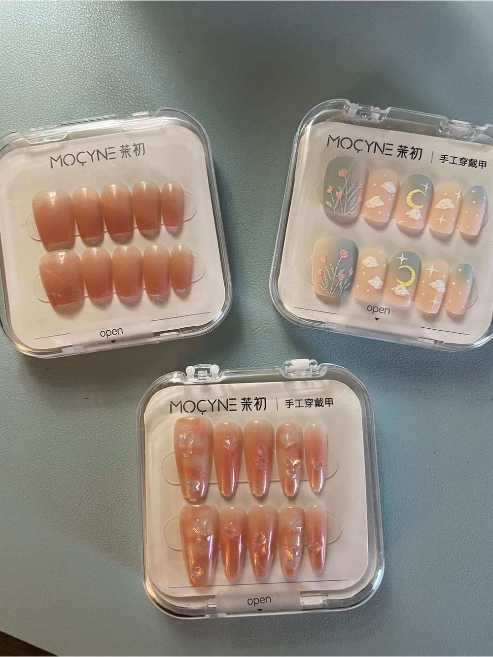 Mocyne Peach Pink Press-On Nail Set - Floral & Moon Designs